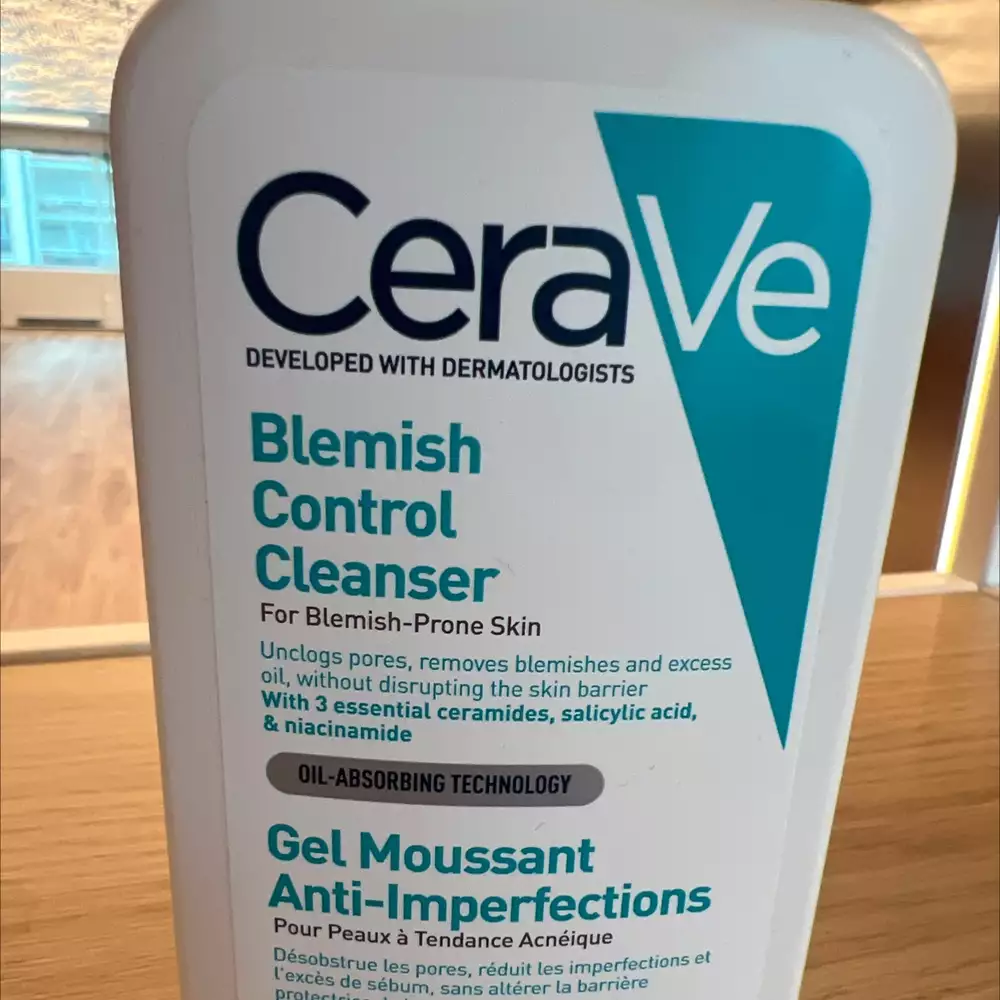 CERAVÉ - Gel moussant anti-imperfections 