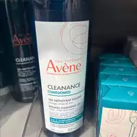 EAU THERMALE AVÈNE - Cleanance comedomed - Gel nettoyant peeling