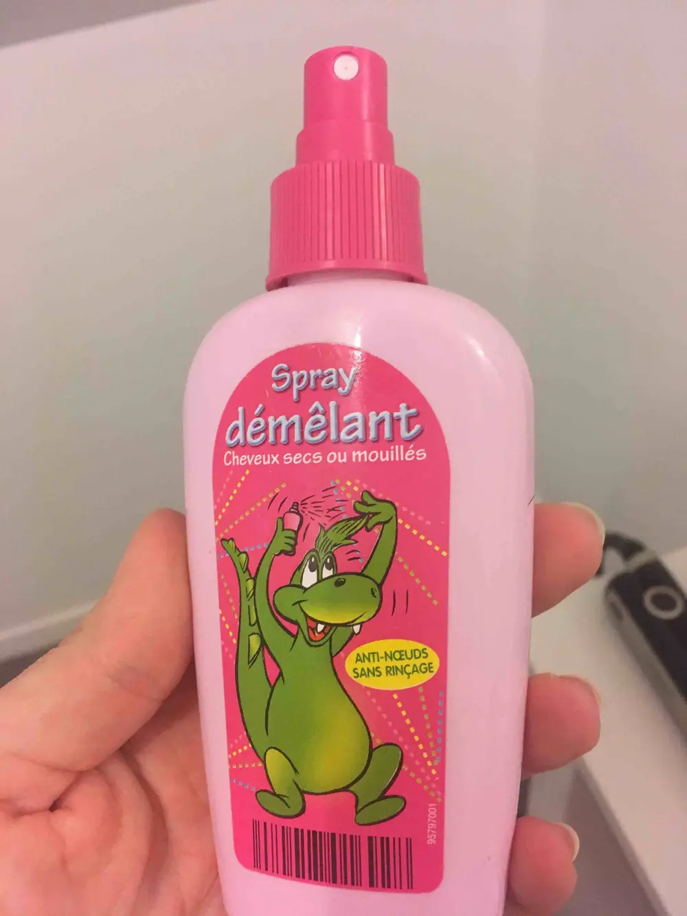 CARREFOUR - Spray démêlant cheveux secs ou mouillés