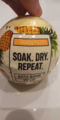 MAXBRANDS - Urban fruit soak dry repeat - Bath bomb
