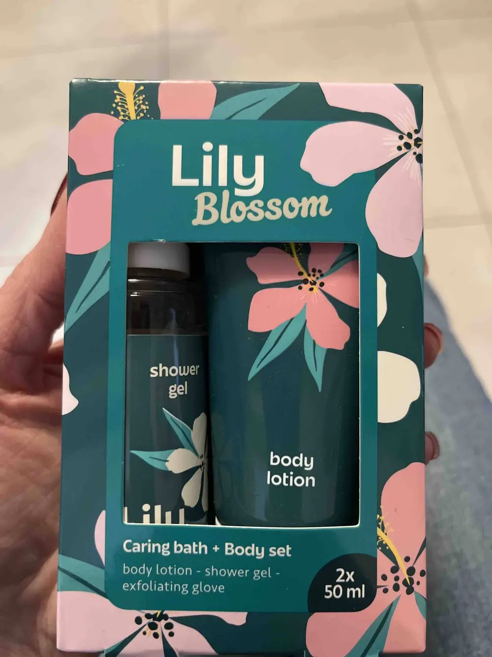 LILY - Blossom - Shower gel et body lotion