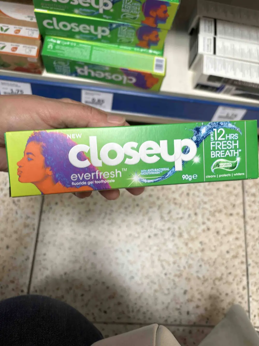 CLOSE UP - Everfresh - Fluoride gel toothpaste up to 12hrs