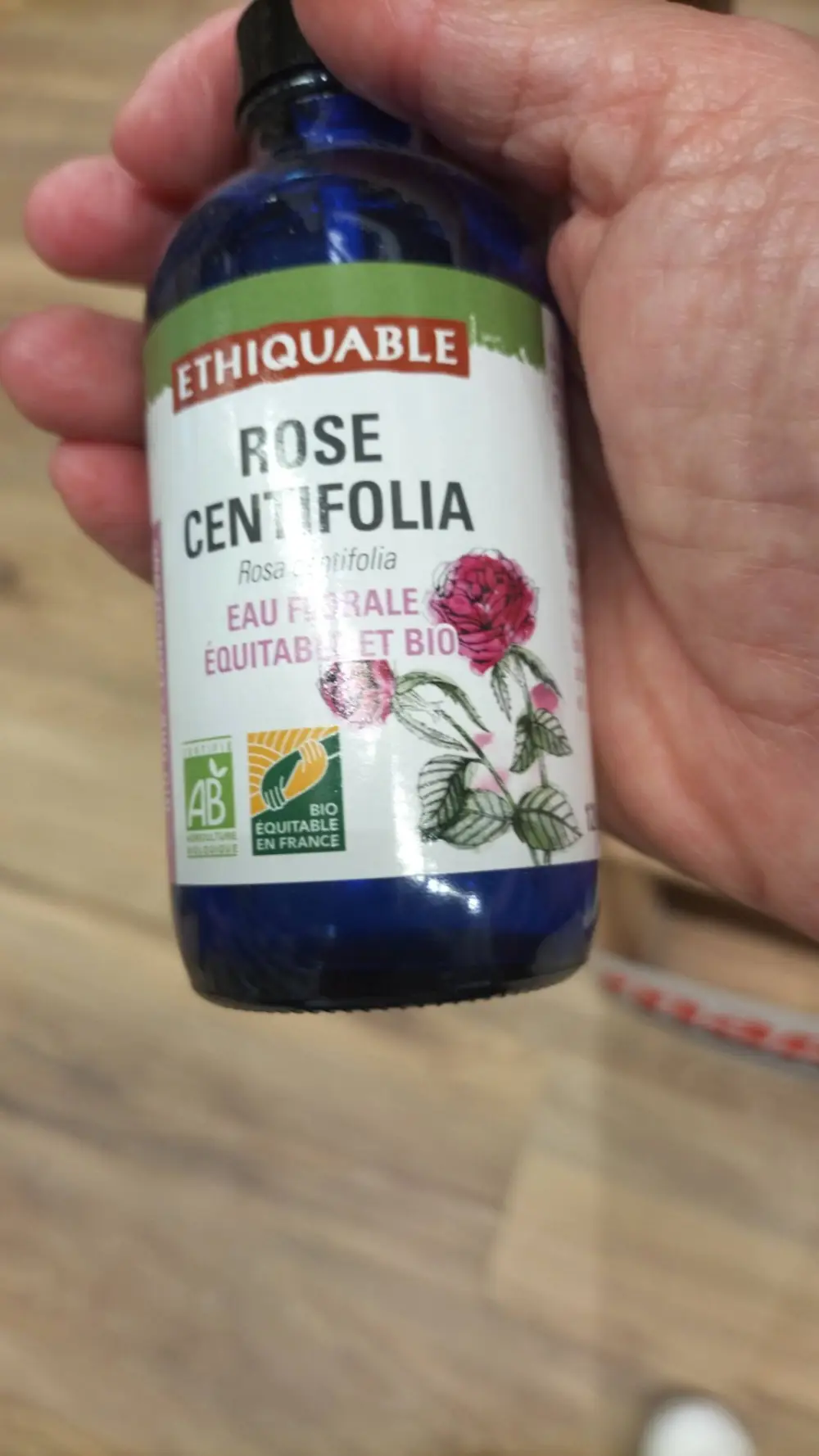 ETHIQUABLE - Rose centifolia - Eau florale équitalbe et bio