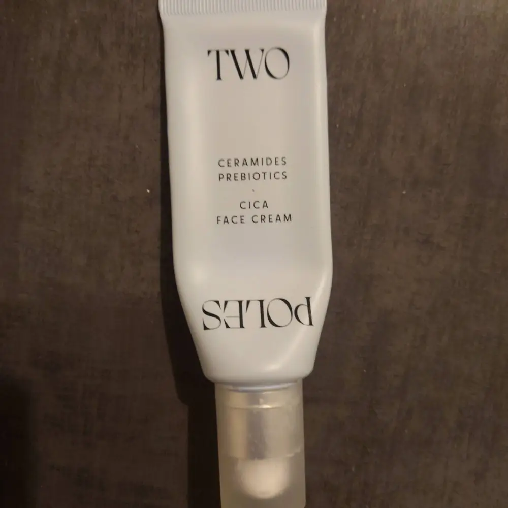 TWO POLES - Cica face cream