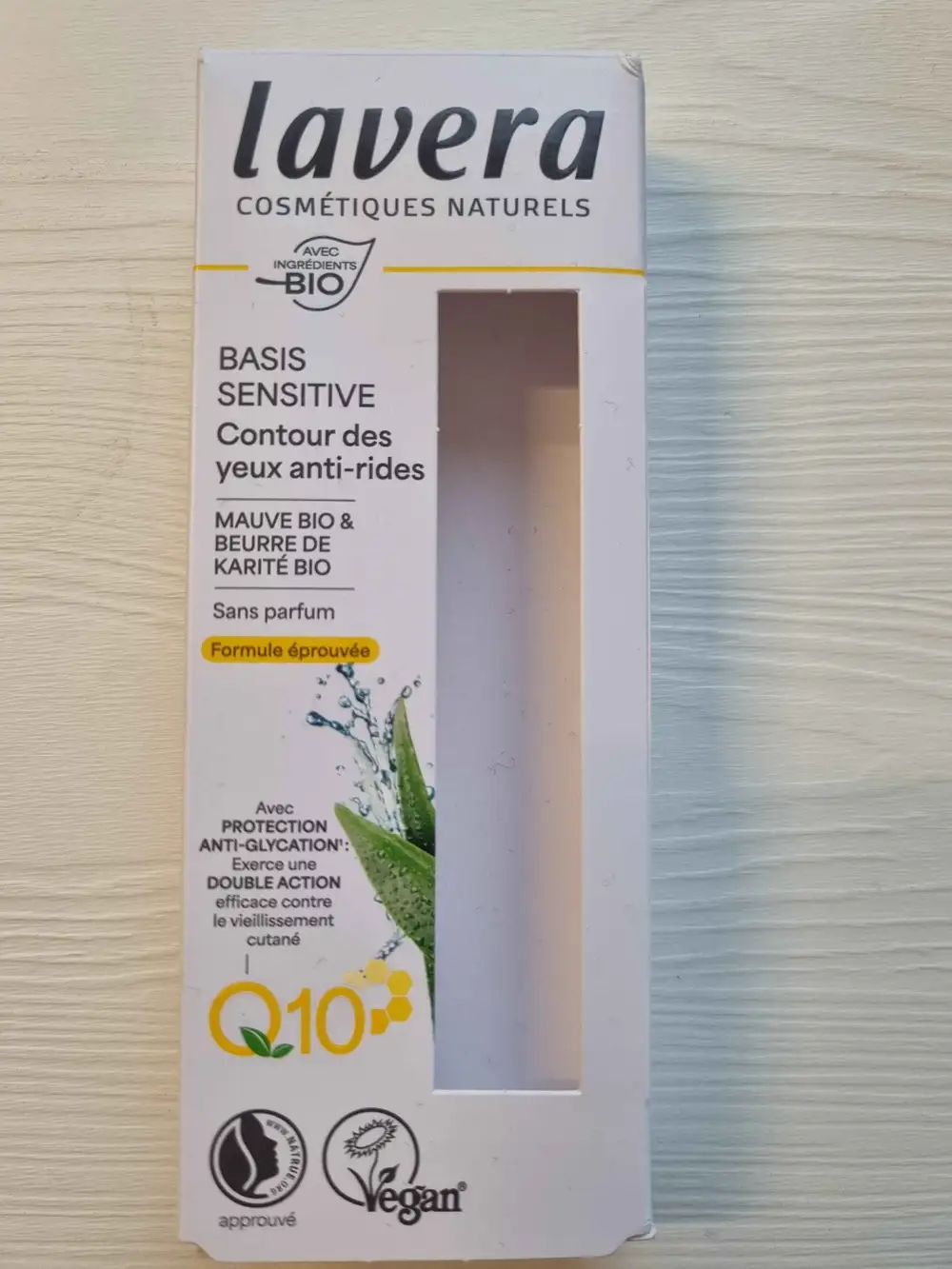 LAVERA - Basis sensitive Q10 - Contour de yeux anti-rides