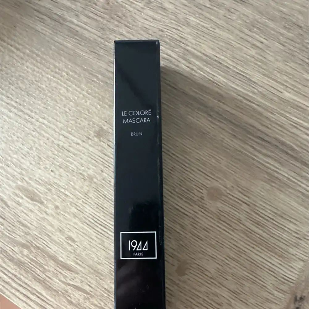 1944 - Le coloré mascara brun