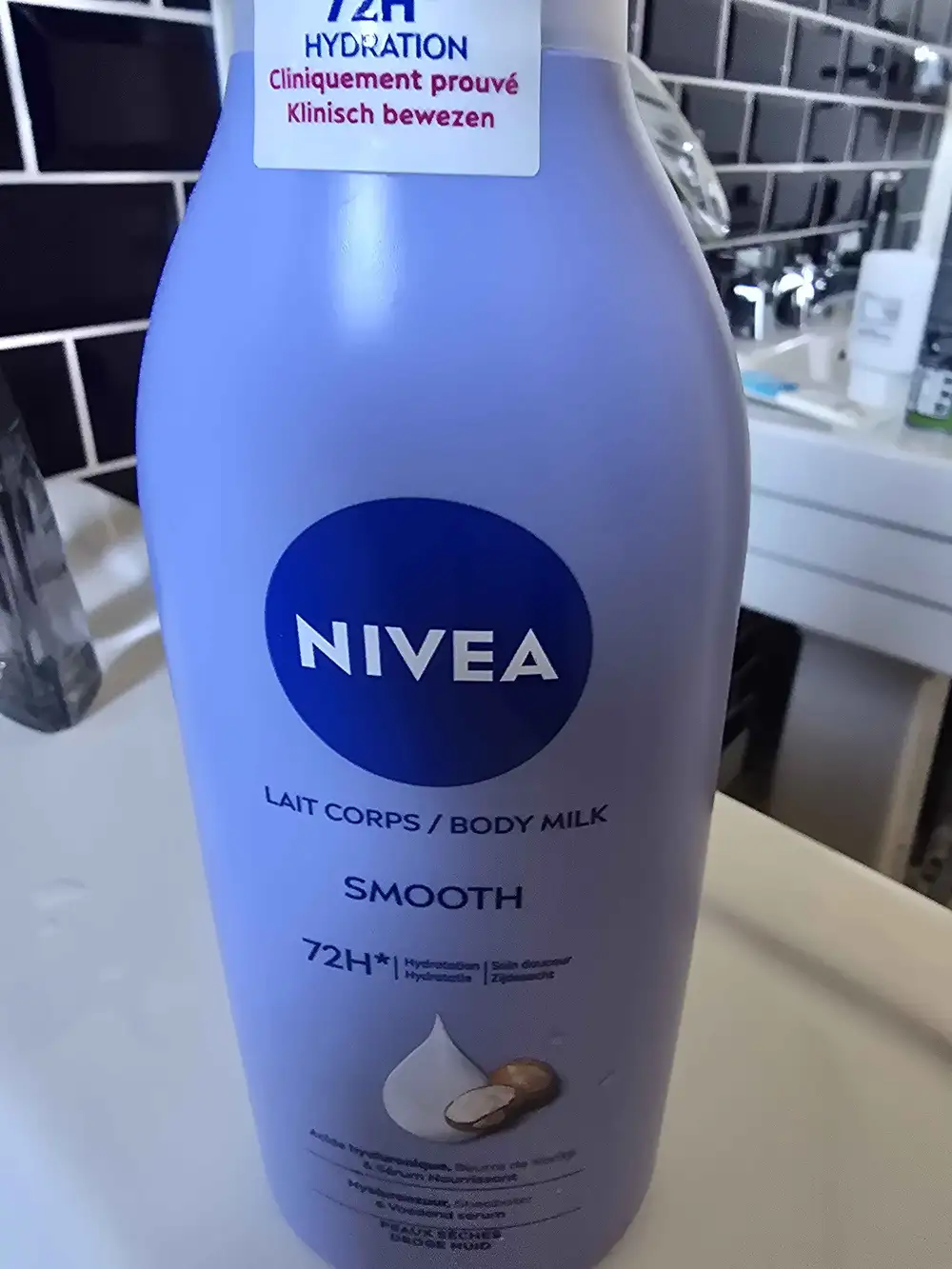 NIVEA - Lait corps smooth 72h