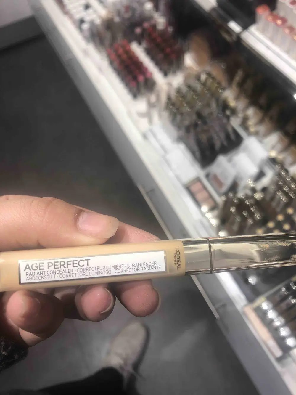 L'ORÉAL PARIS - Age perfect - Correcteur lumière