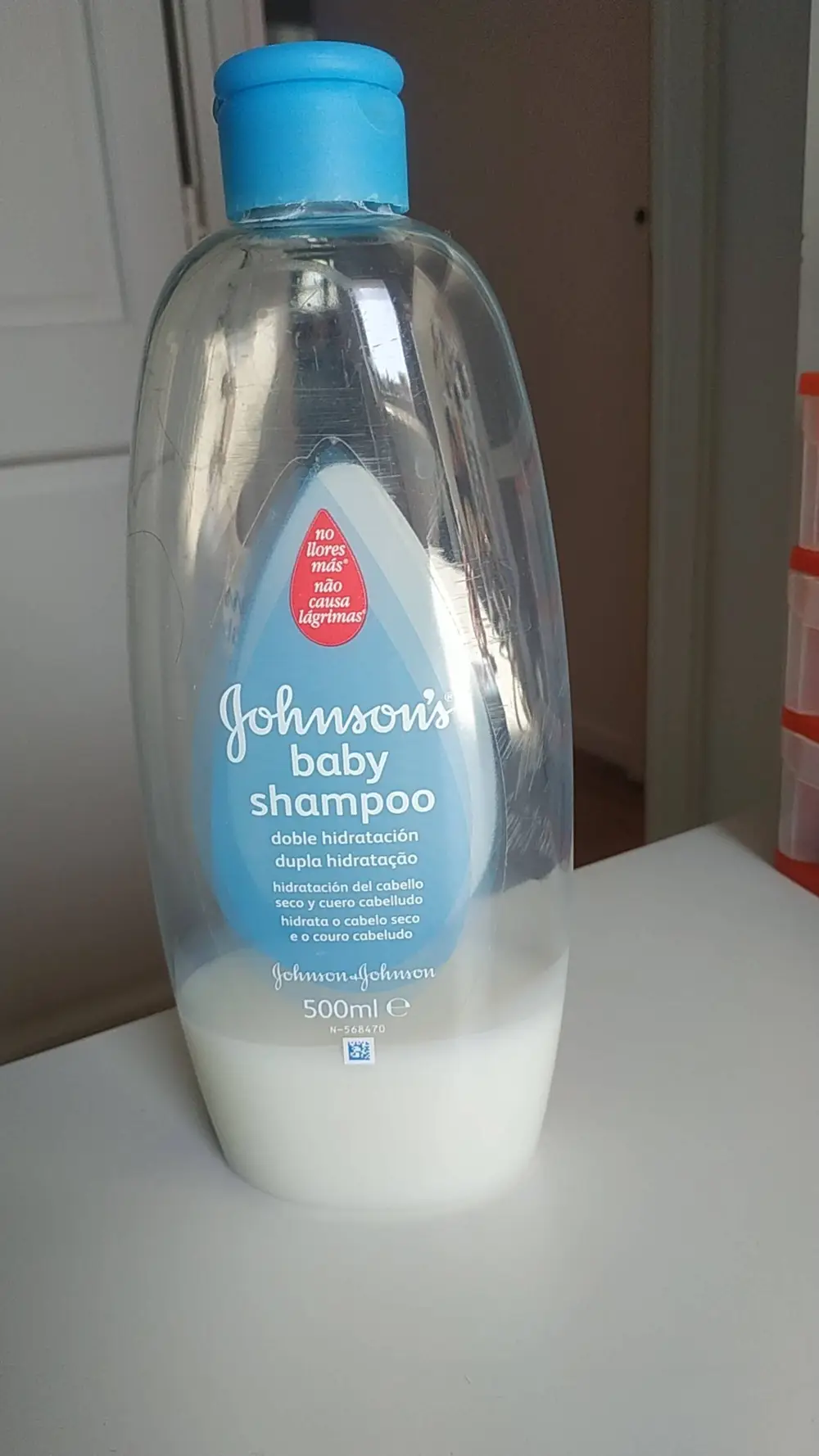 JOHNSON'S - Baby shampoo