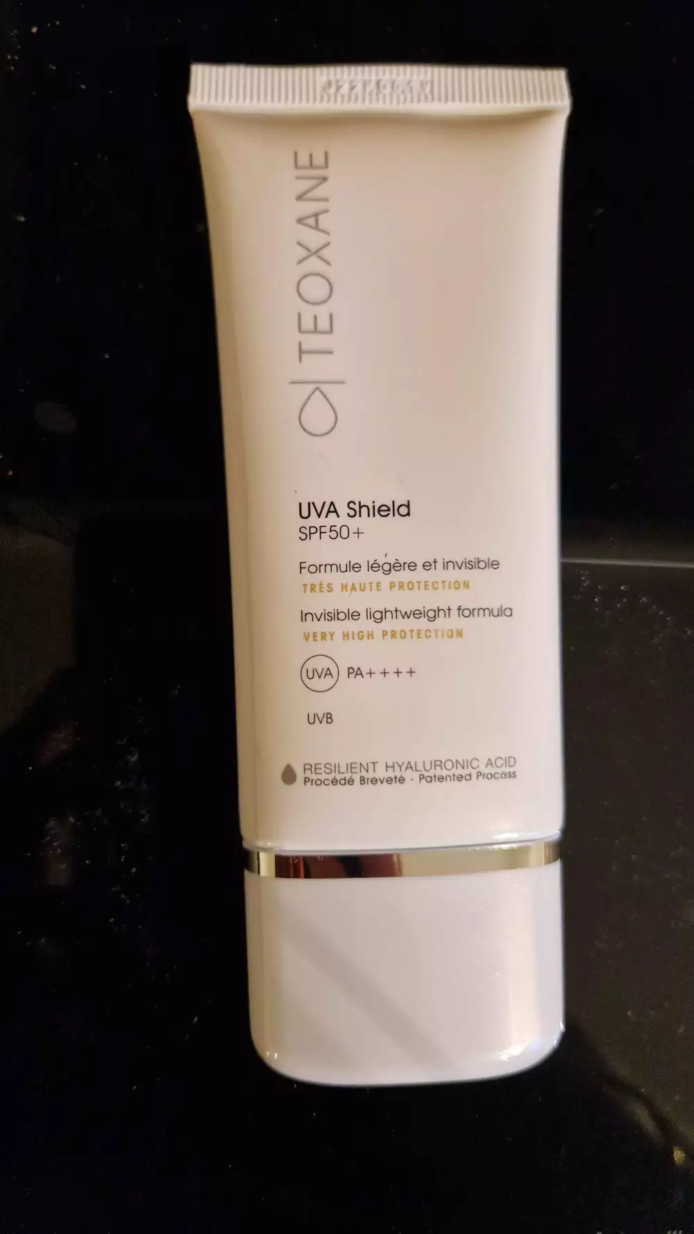 TEOXANE -  UVA shield spf50+
