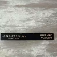 ANASTASIA BEVERLY HILLS - Eye-liner liquide