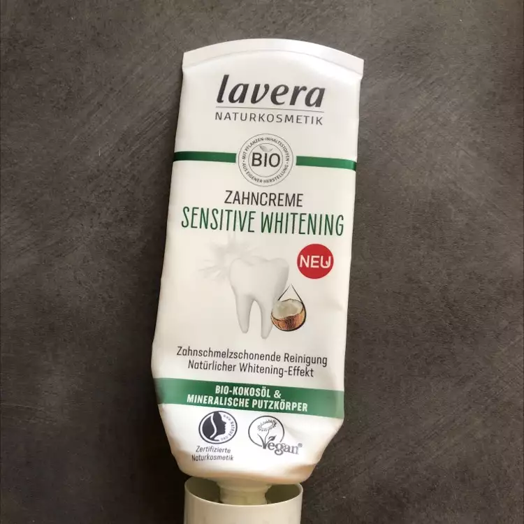 LAVERA - Sensitive whitening - Zahncreme