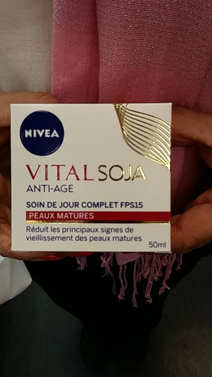 NIVEA - Vital soja anti-âge soin de jour complet FPS15