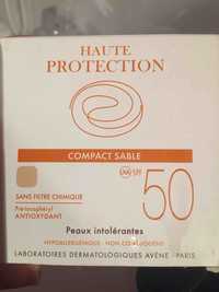 AVÈNE - Haute protection - Compact sable SPF 50