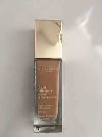 CLARINS - Skin illusion - Mineral & Plant extracts SPF 10