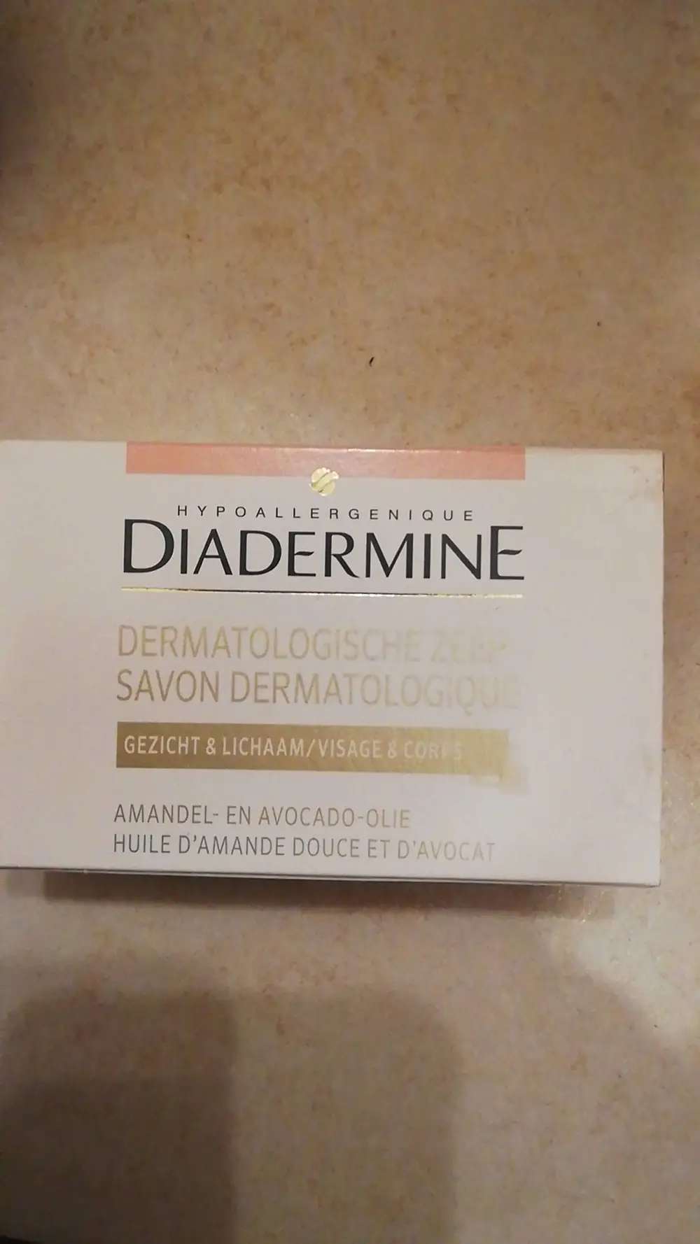 DIADERMINE - Huile d'amande douce et d'avocat - Savon dermatologique