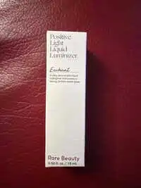 RARE BEAUTY - Positive light liquid luminizer