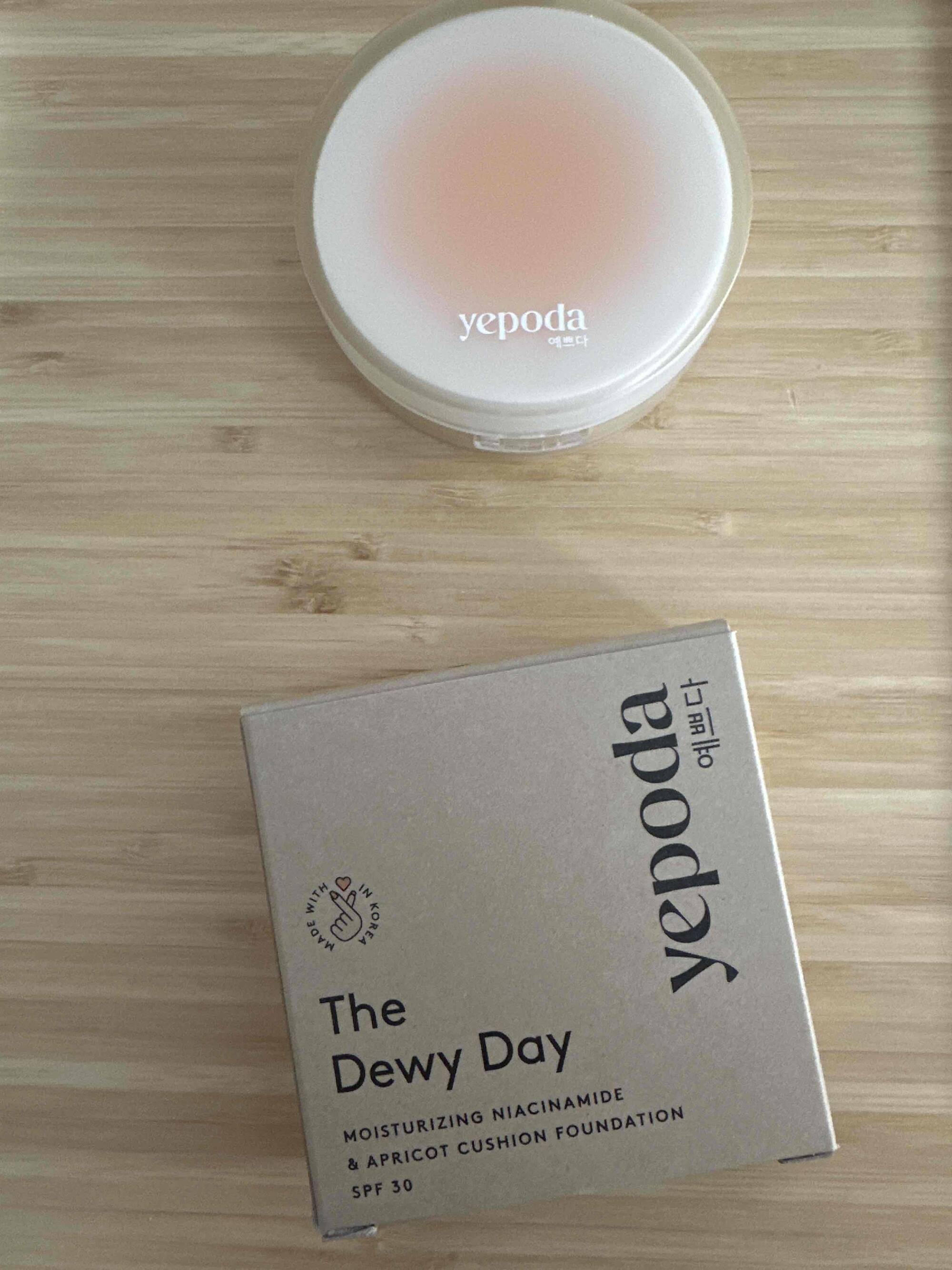 YEPODA - The Dewy day - Moisturizing foundation SPF 30