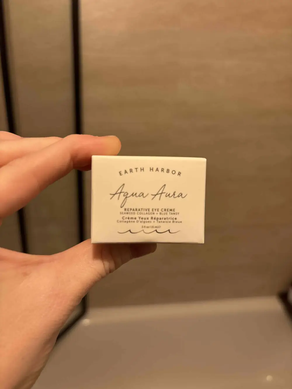 EARTH HARBOR - Aqua aura - Crème yeux réparatrice