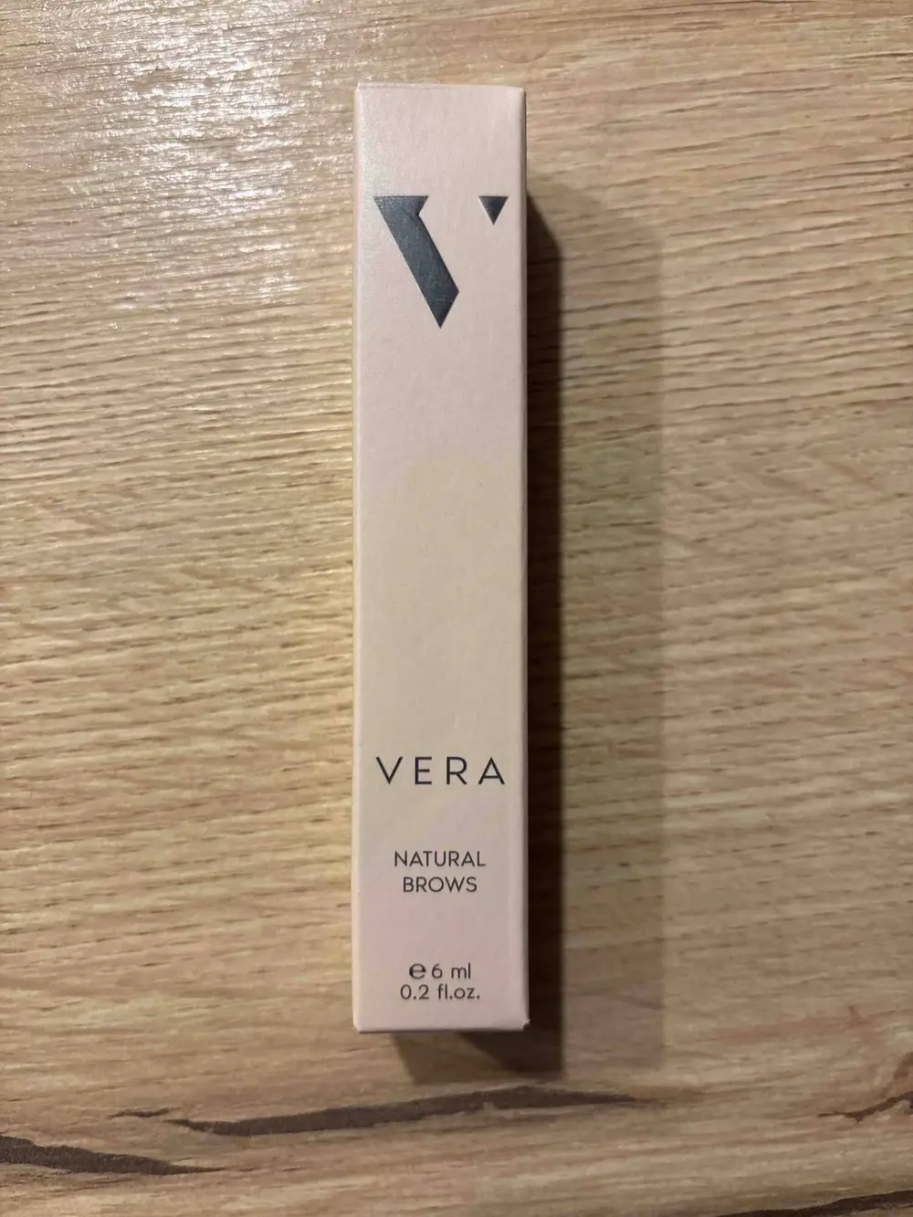 VERA - Natural brows