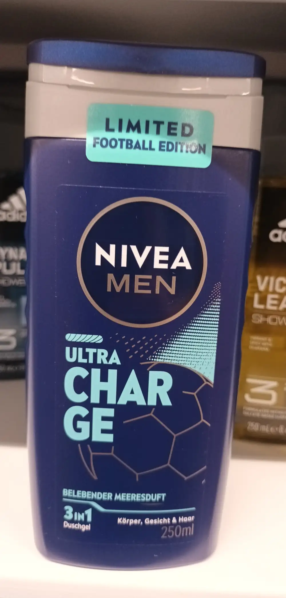 NIVEA MEN - Ultra charge - 3in1 Duschgel