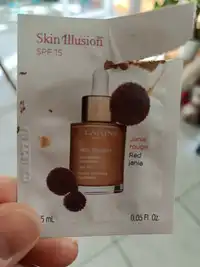 CLARINS - Skin illusion - Teint naturel SPF 15 janie rouge