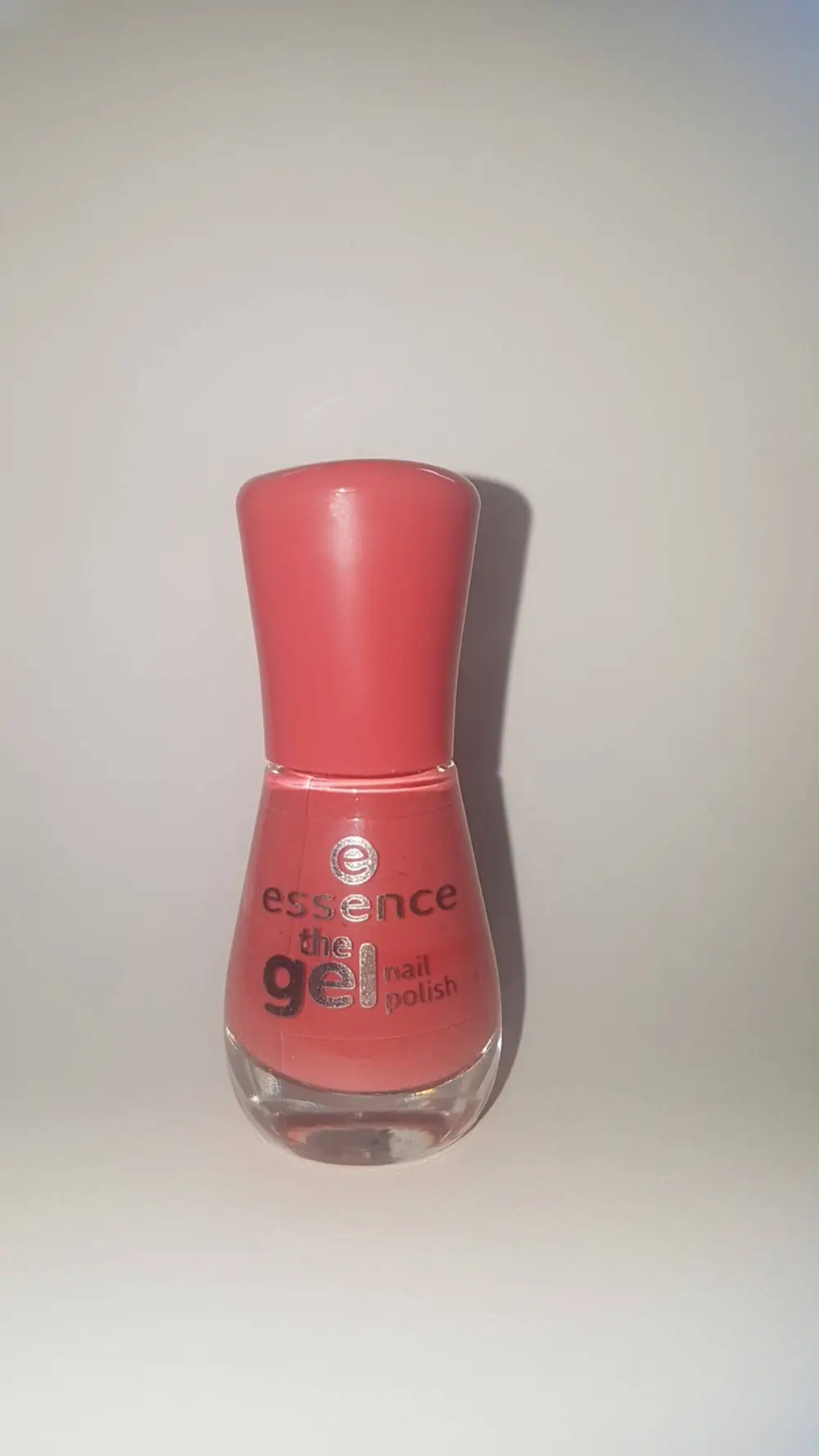 ESSENCE - The gel nail polish