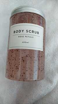CAREFULLY - Rose petal - Body scrub