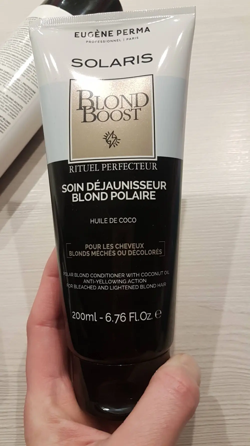 EUGÈNE PERMA PROFESSIONNEL - Blond Boost - Soin déjaunisseur blond polaire