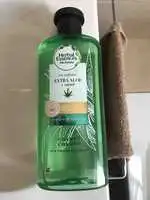 HERBAL ESSENCES - Extra aloe + hemp - Champô