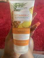 CREIGHTONS - Vitamin C superfruits - Daily brightening wash