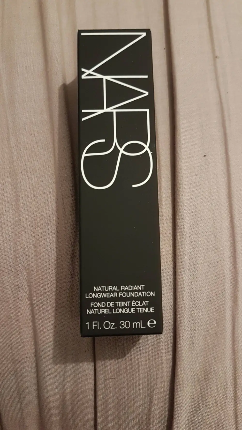 NARS - Natural radiant - Fond de teint éclat