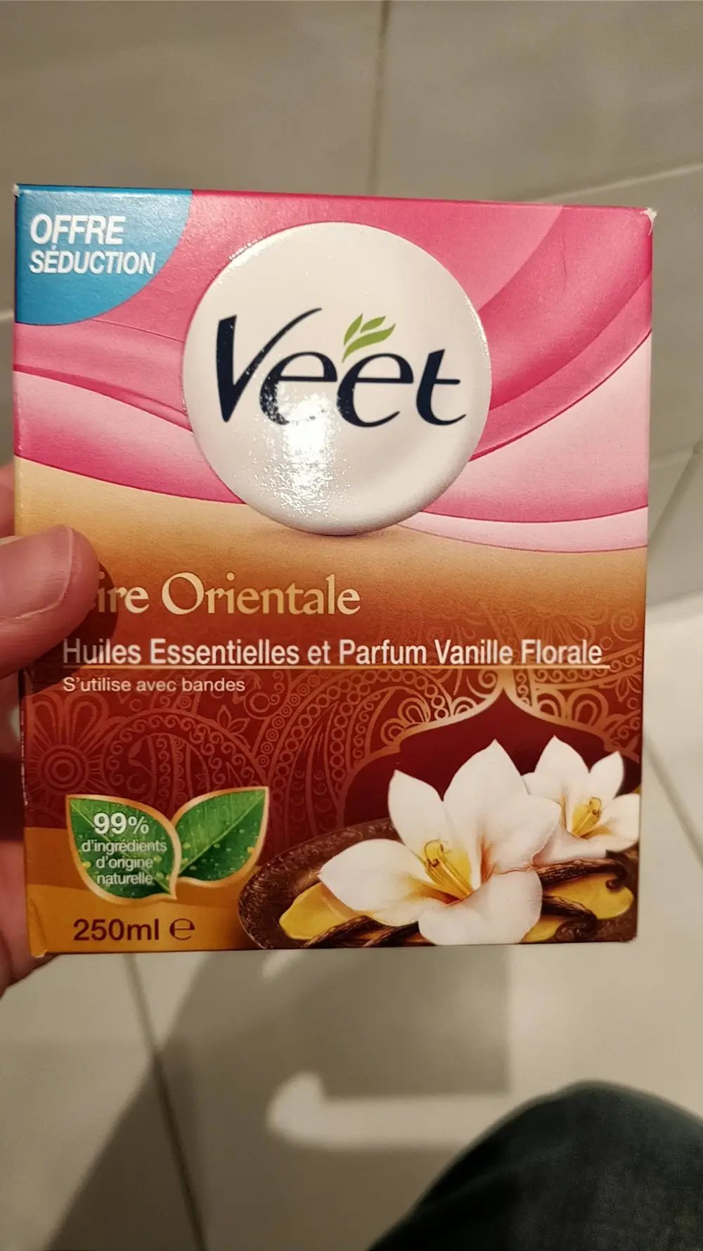 VEET - Cire orientale - Huiles essentielles et parfum vanille florale