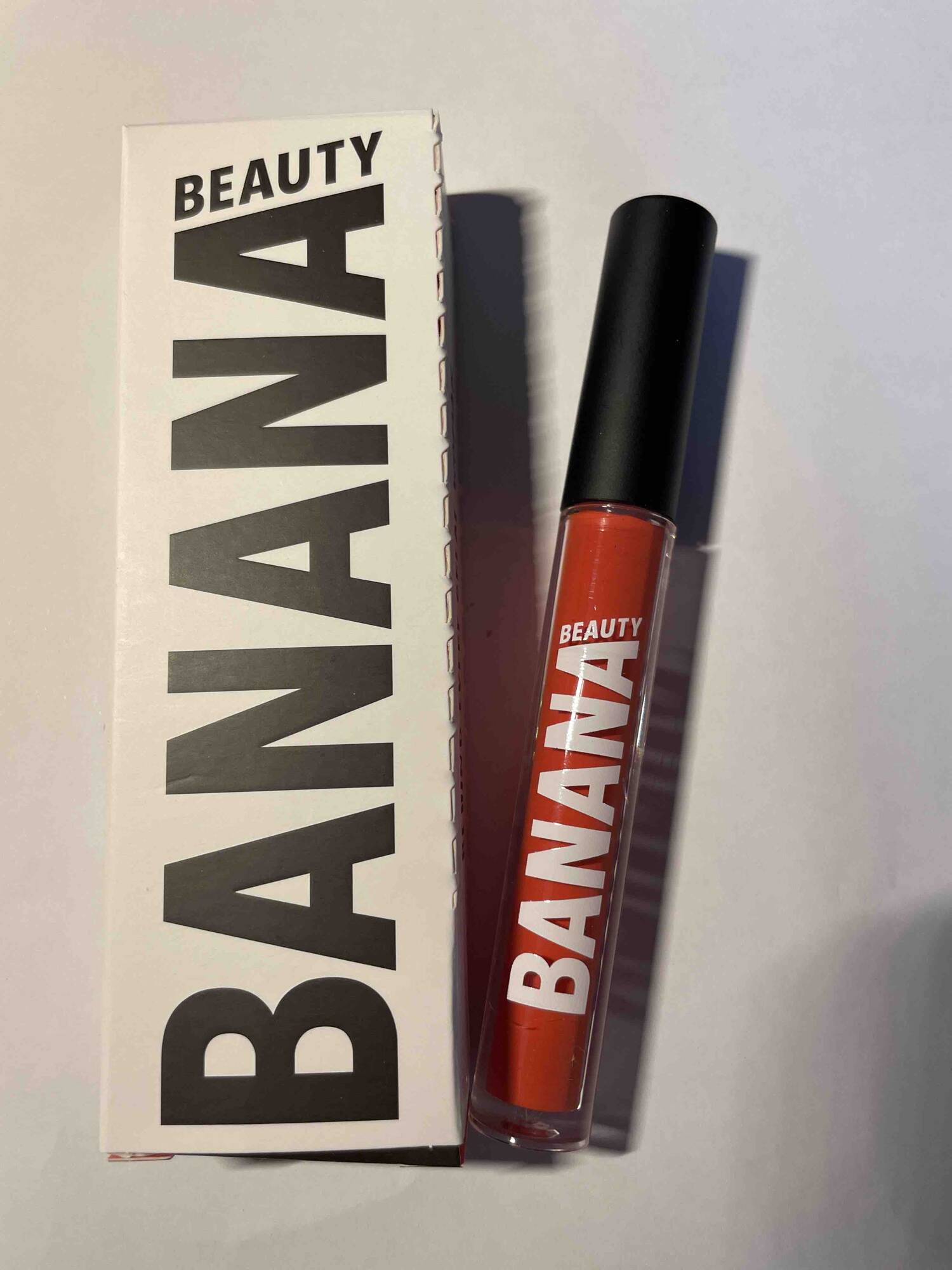 BANANA BEAUTY - Liquid Lipstick
