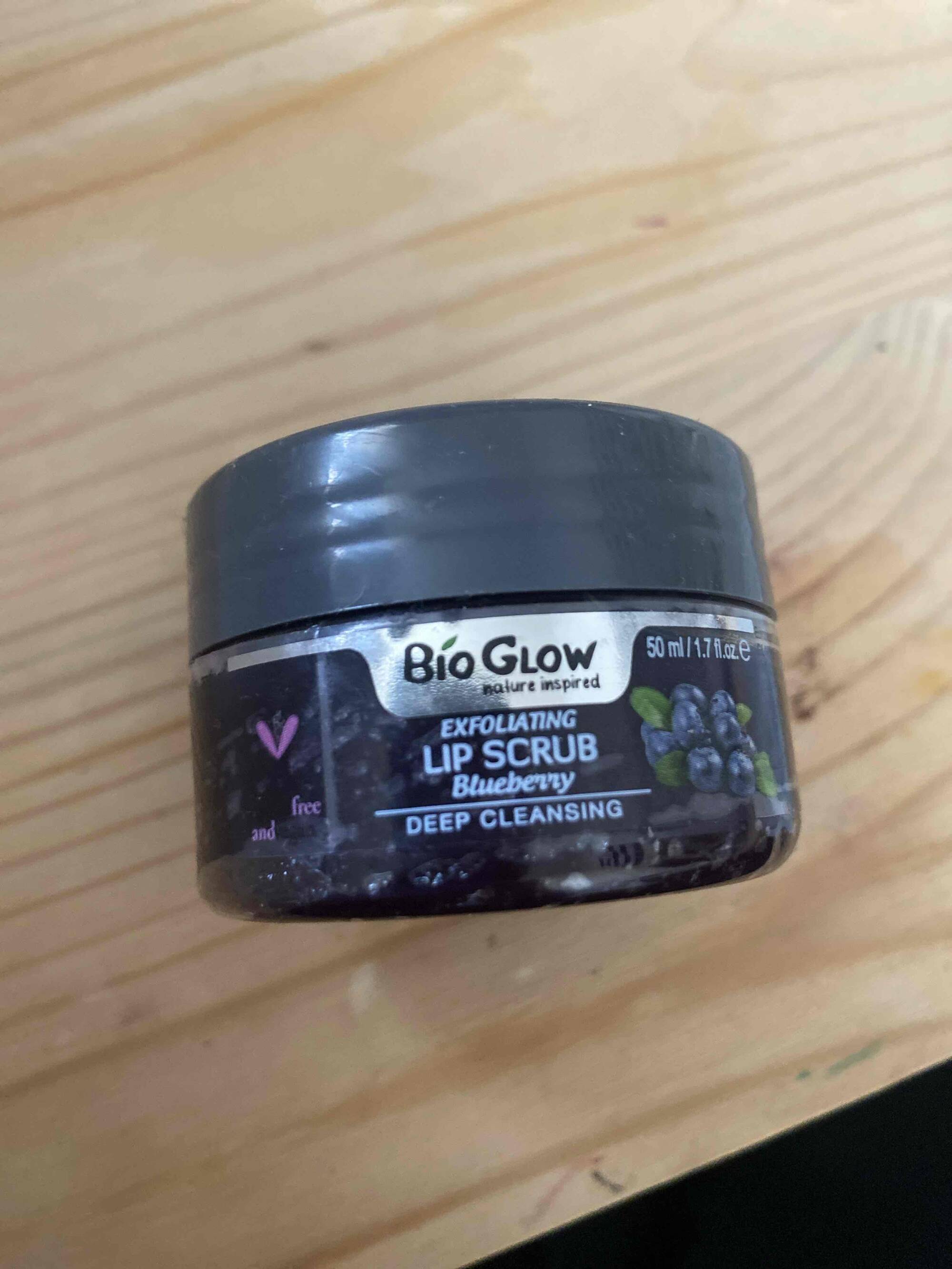 BIO GLOW - Exfoliating lip scrub blueberry
