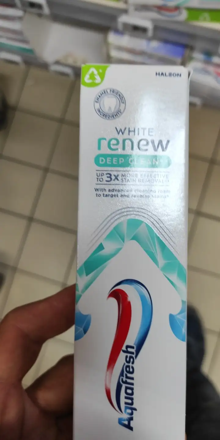 AQUAFRESH - White renew - Deep clean