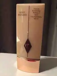 CHARLOTTE TILBURY - Light wonder - Youth boosting perfect skin foundation SPF 15