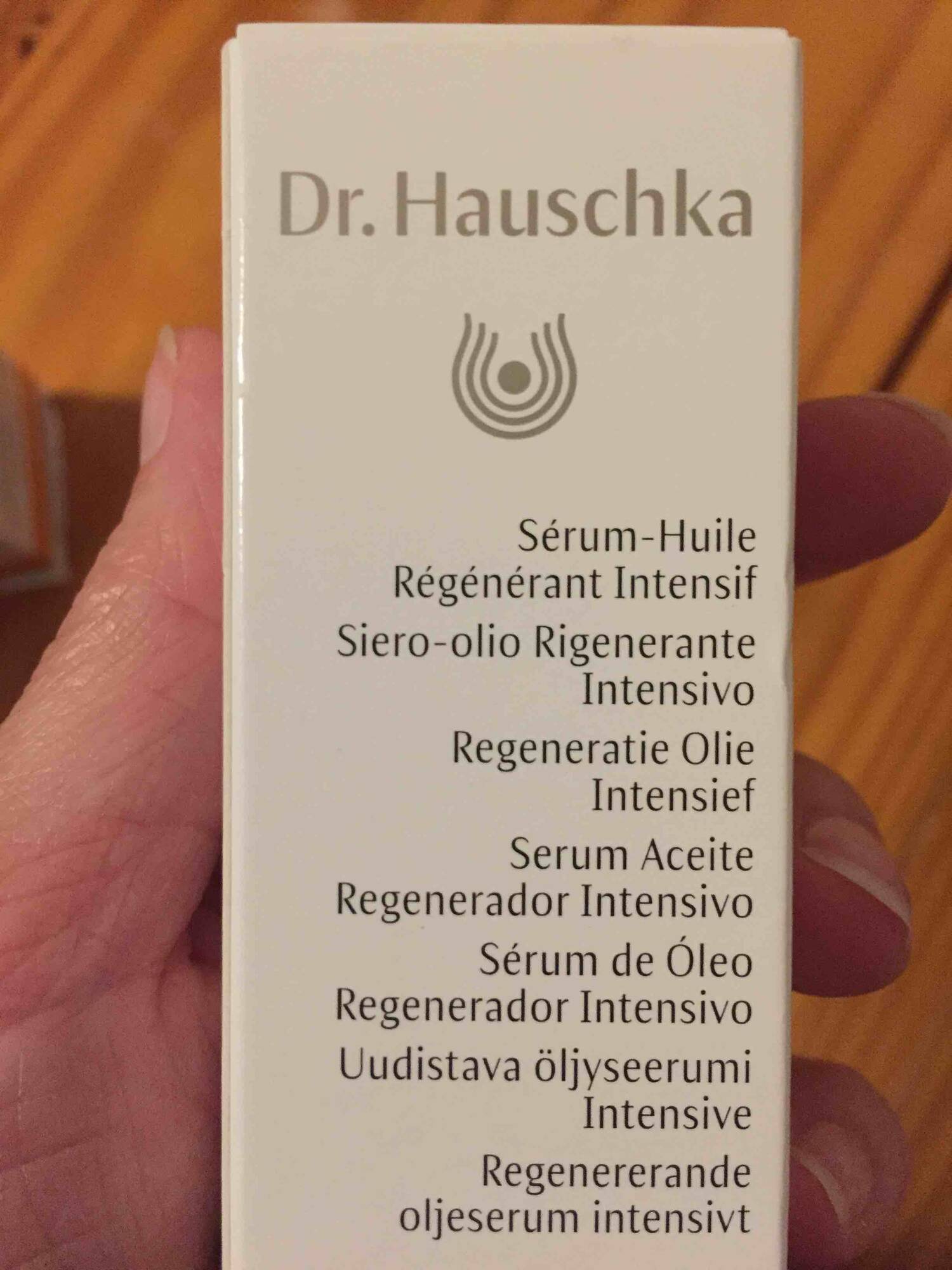 DR. HAUSCHKA - Sérum-Huile régénérant intensif