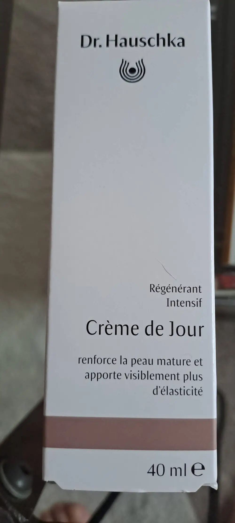 DR. HAUSCHKA - Crème du jour - Régénérant intensif