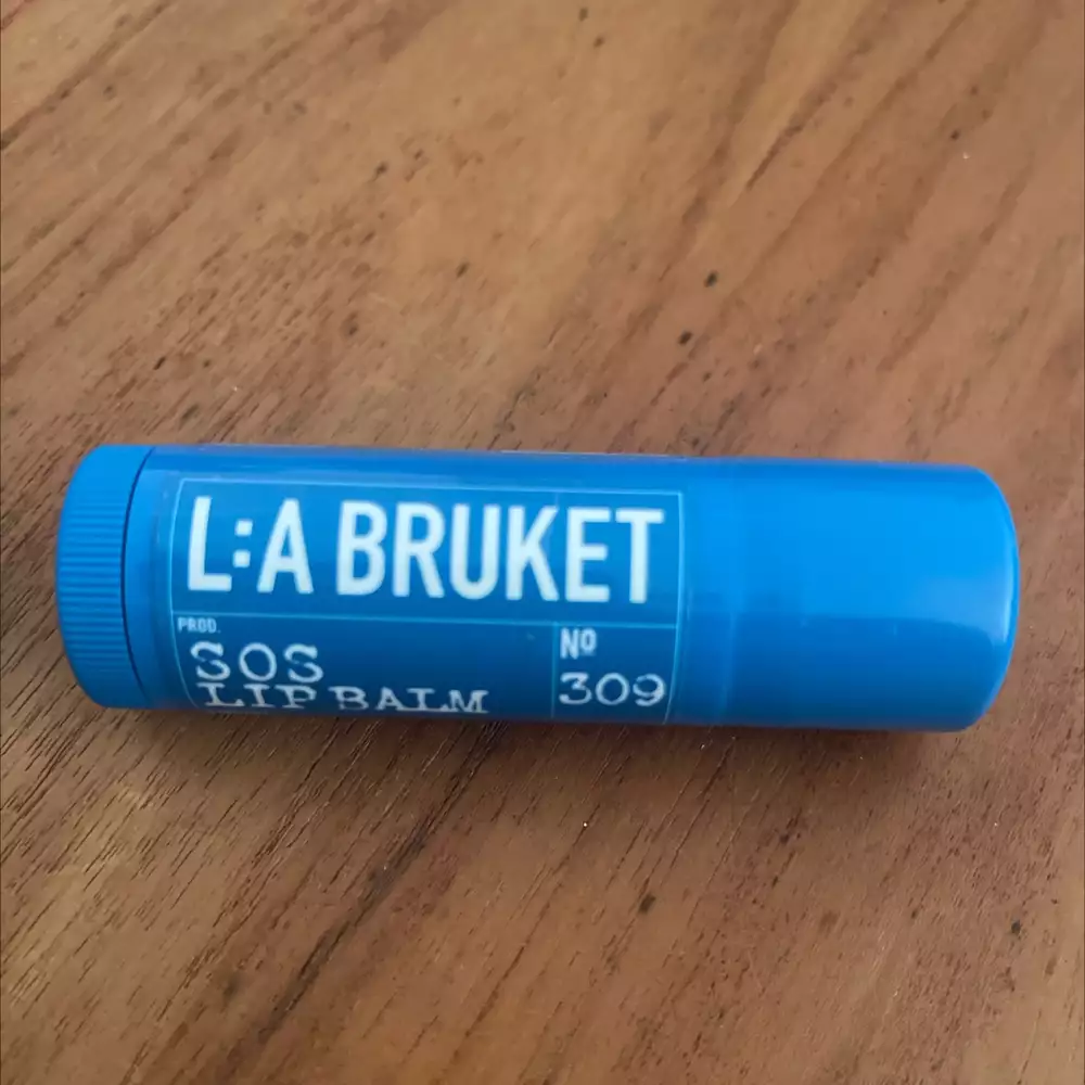 L:A BRUKET - SOS lip balm n°309