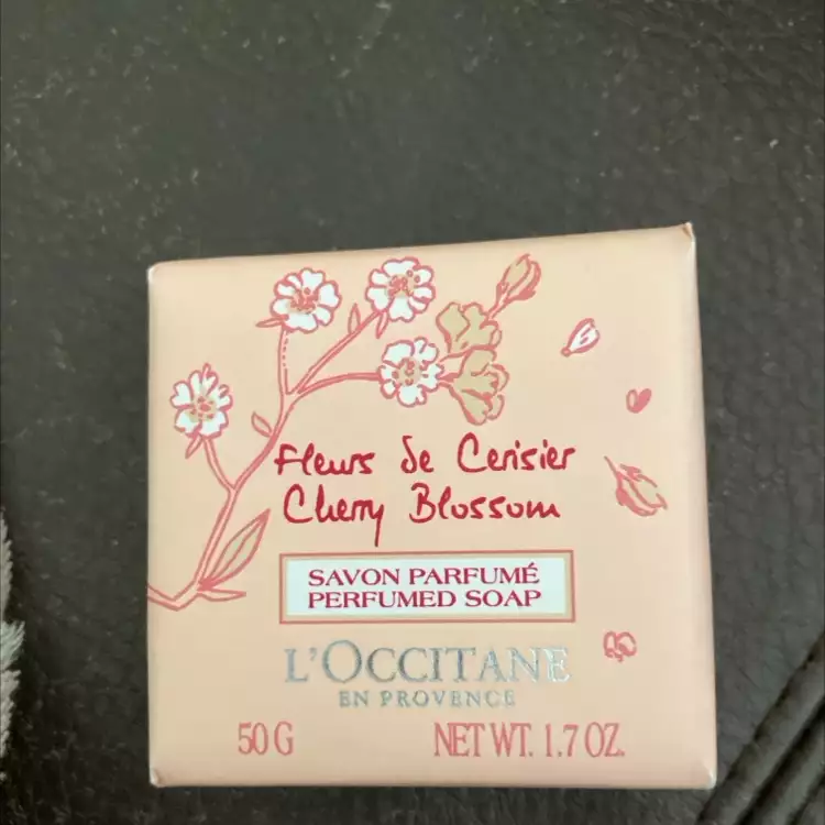 L'OCCITANE - Savon parfumé fleurs de cerisier 