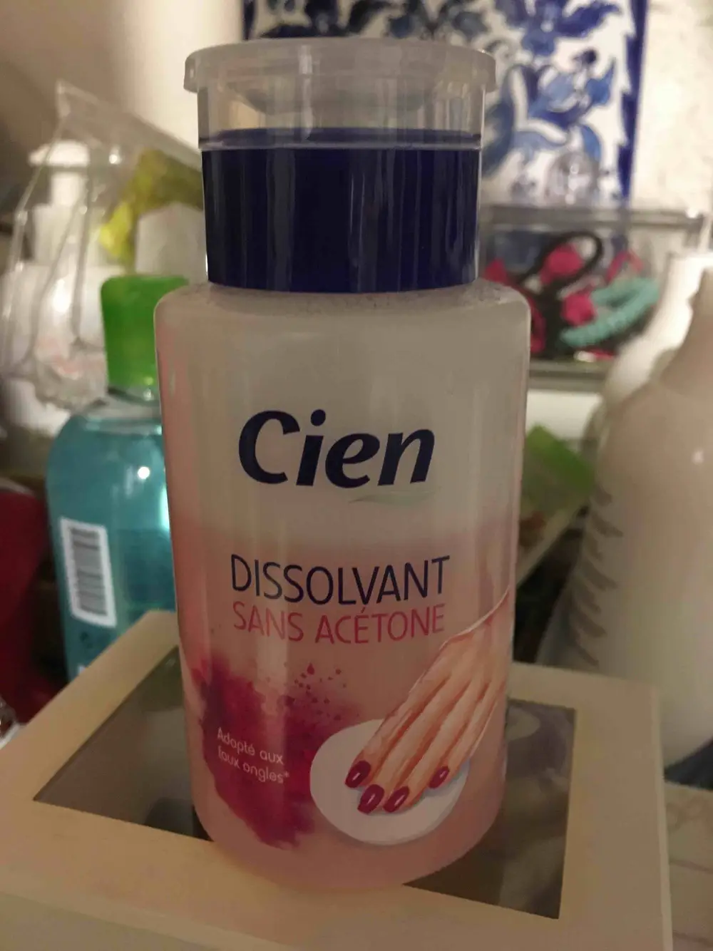 CIEN - Dissolvant sans acétone adapté aux faux ongles