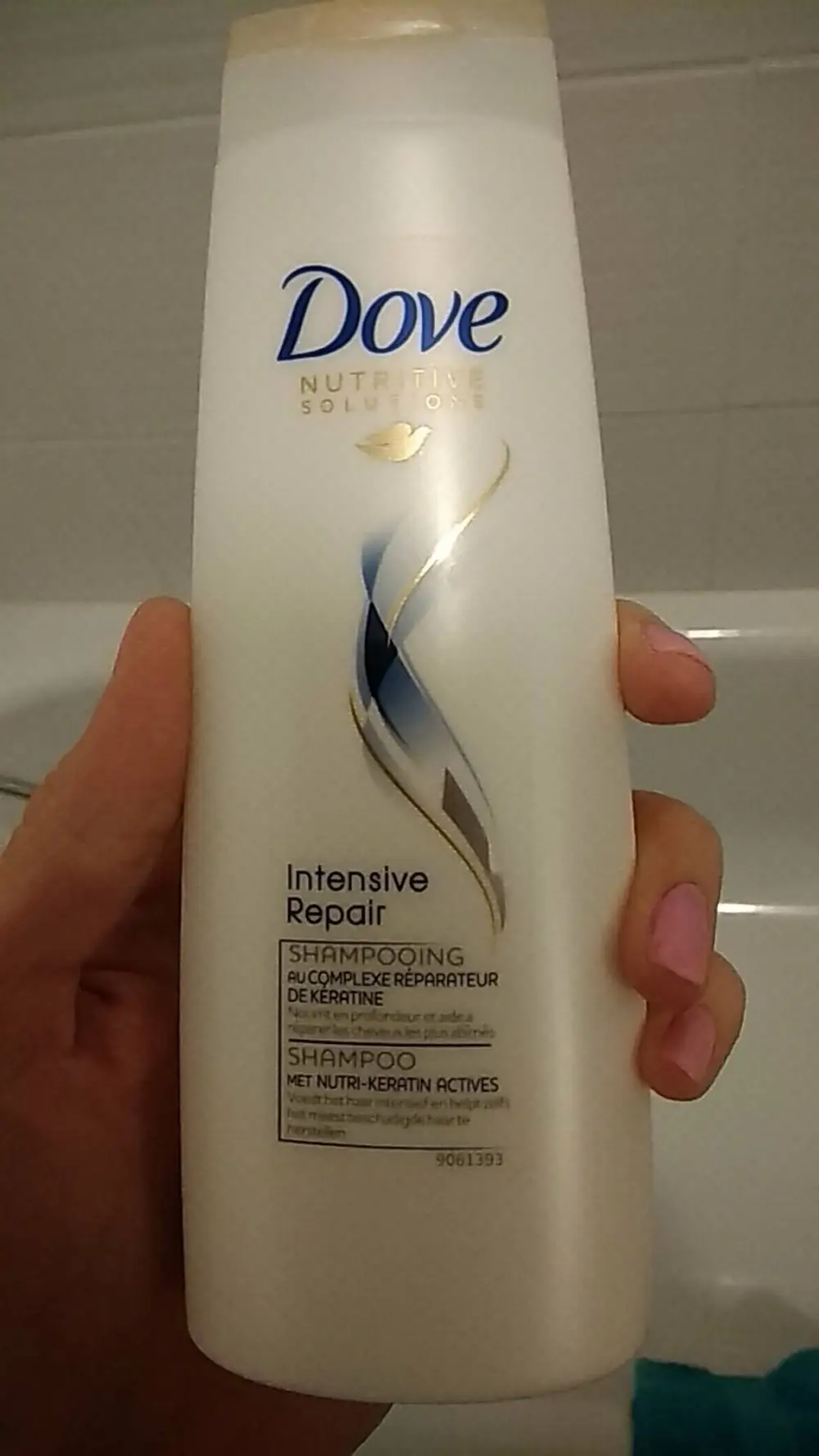 DOVE - Nutritive solution - Shampooing au complexe réparateur de Kératine