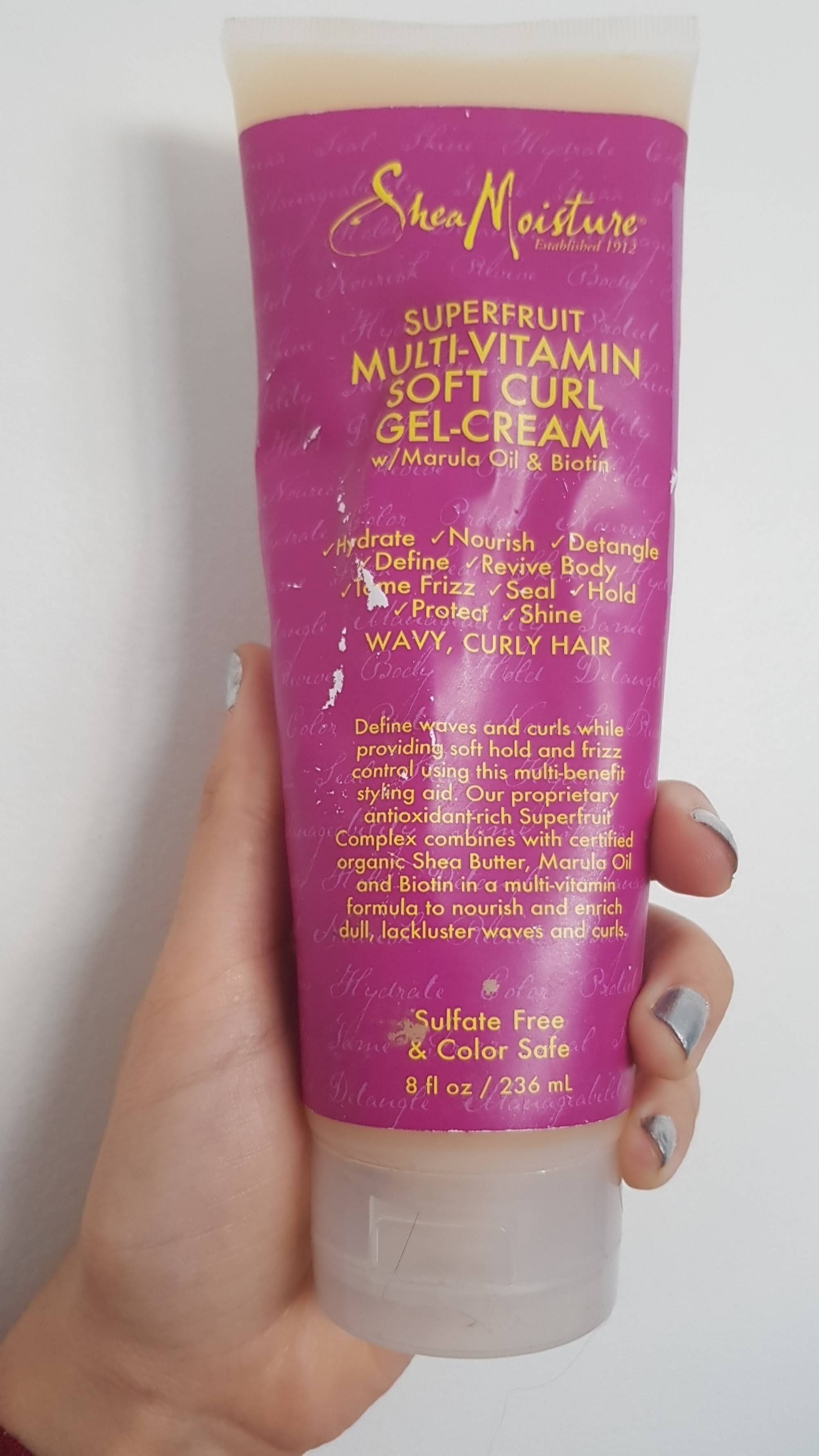 SHEA MOISTURE - Superfruit - Multi-vitamin soft curl gel cream