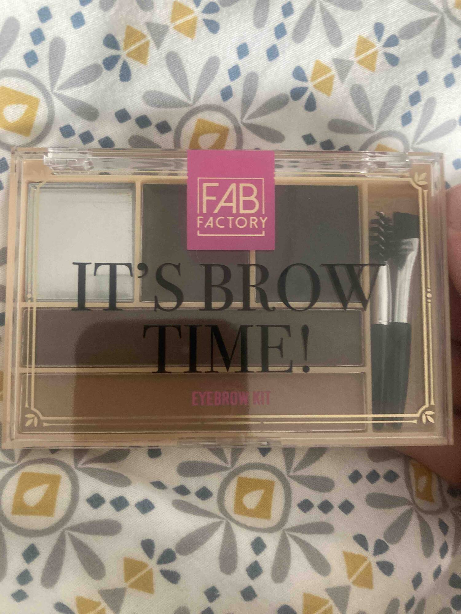 FAB FACTORY - It's brow time ! - Eyebrow kit