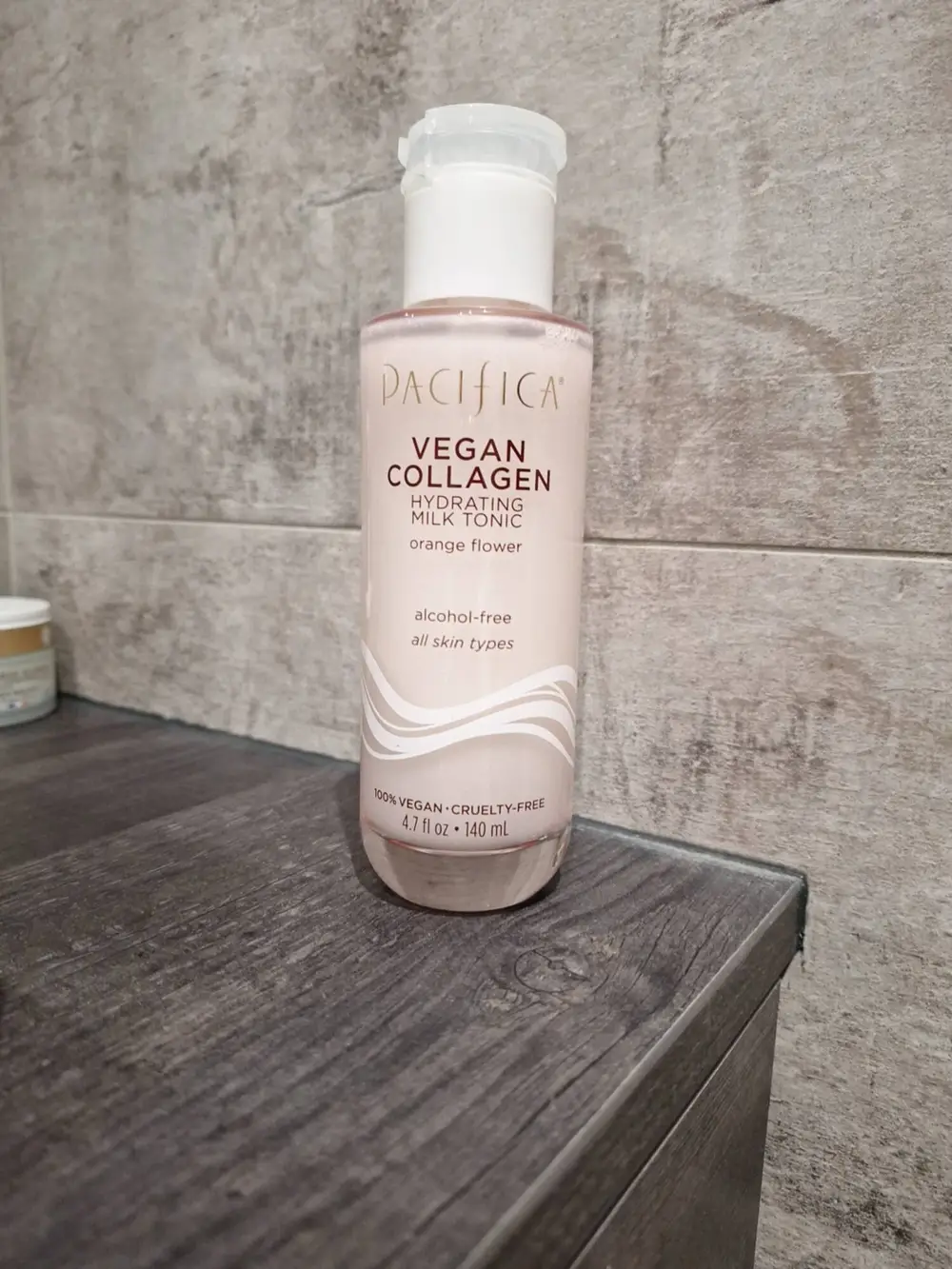 PACIFICA - Vegan collagen - Hydrating milk tonic orange flower