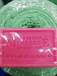 LES PETITS MESSEGUE - Savon artisanal fleur de cerisier