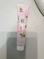 ROGER ET GAILLET - Crème mains rose