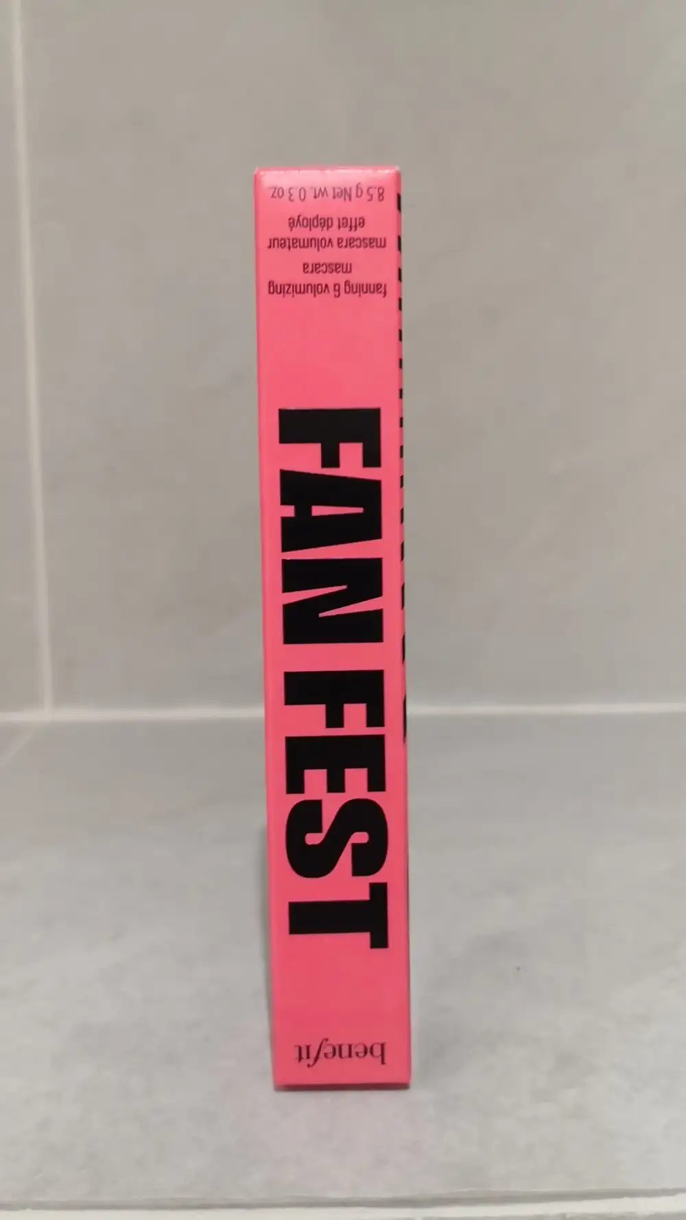 BENEFIT - Fan fest - Mascara volumateur effet déployé