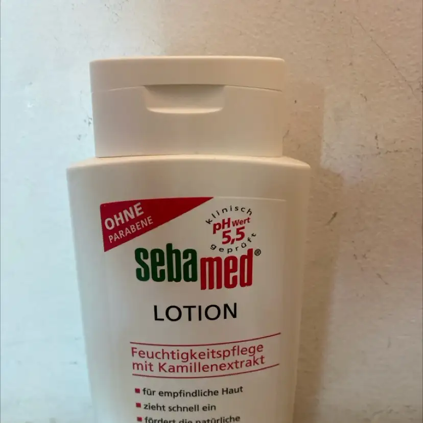 SEBAMED - Feuchtigkeitspflege mit kamillenextrakt